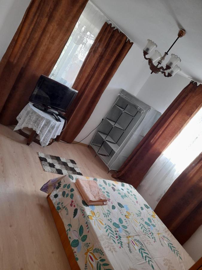 Casa Alex Hotel คือร์ตีโชอารา ภายนอก รูปภาพ